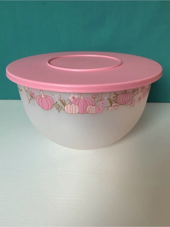 Tupperware Other - Tupperware Impressions Bowl Large Mixing Salad 4.3L / 18 cup Pearl Pink Pumpkin